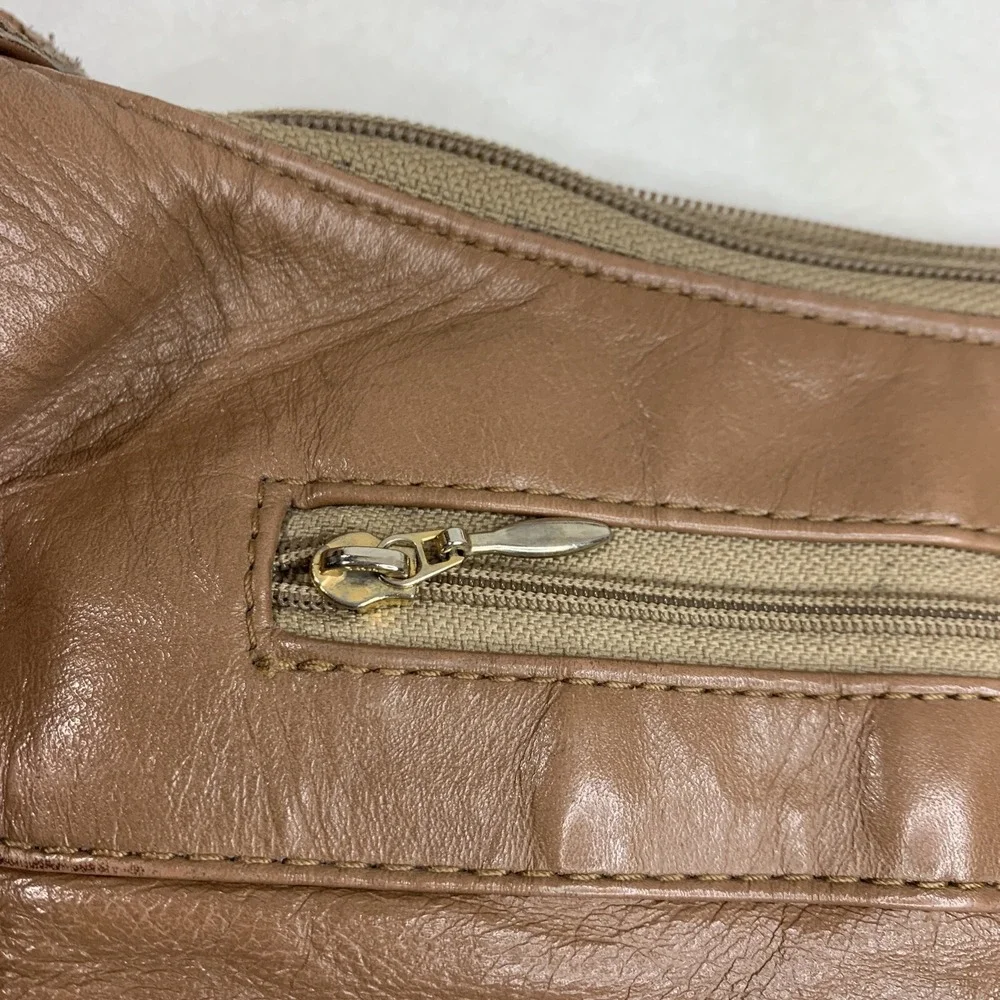 SAS‎ Vintage Natural Tan Beige Brown Leather Shoulder Bag Purse Knot Strap VTG